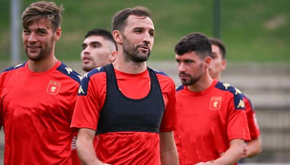 半岛体育新闻-意甲顶尖球队对抗，谁能力挽狂澜？的简单介绍