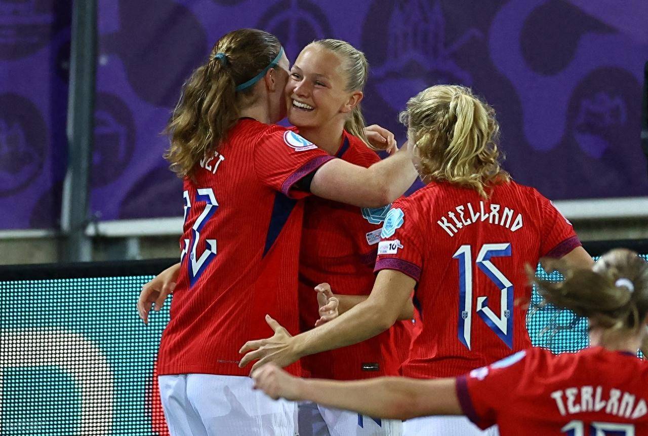 欧洲女足赛第二回合比赛结束 欧洲女足赛第二回合比赛结束