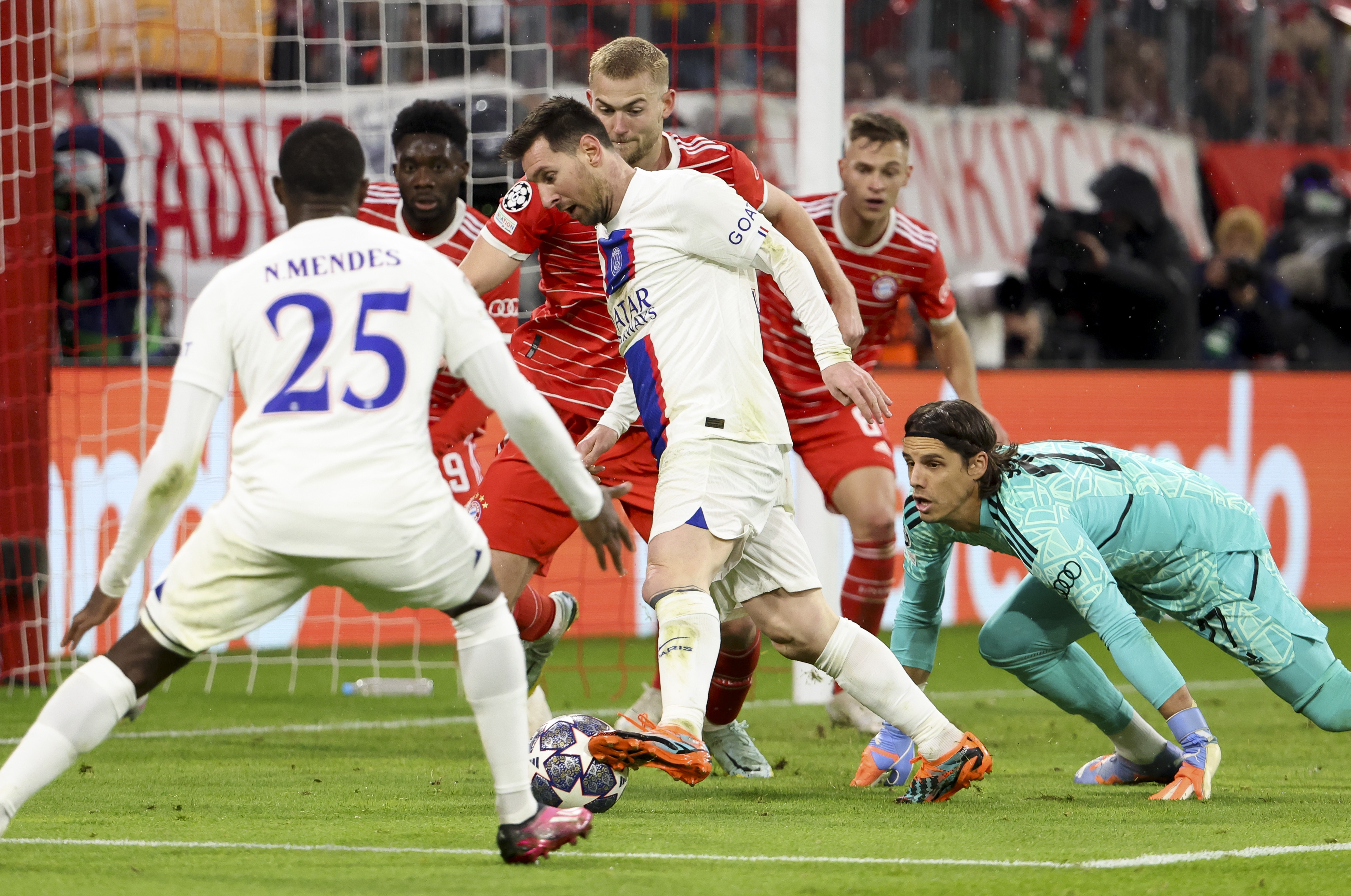 包含拜仁憾负,止步四分之一赛程的词条 包含拜仁憾负,止步四分之一赛程的词条