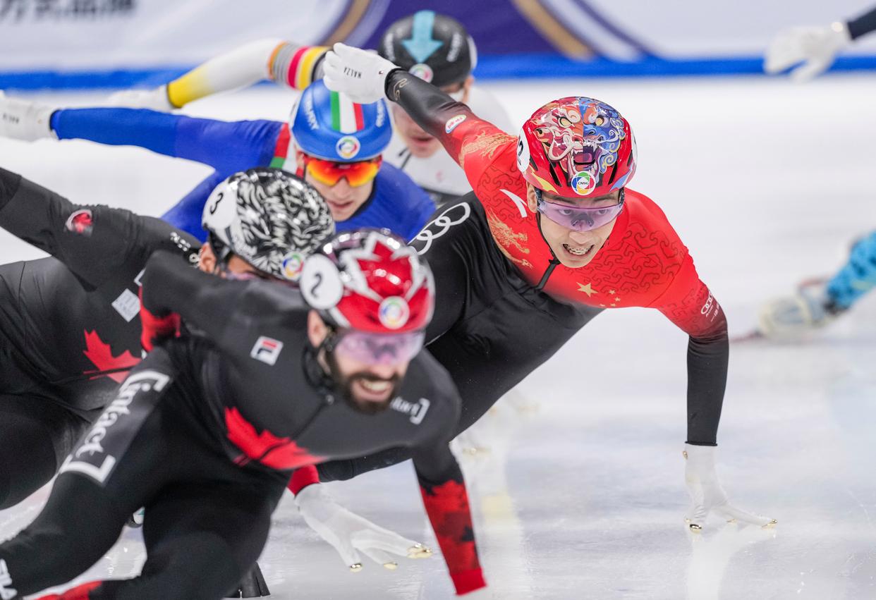 俄罗斯选手登顶短道速滑赛场,成就一番佳话的简单介绍 俄罗斯选手登顶短道速滑赛场,成就一番佳话的简单介绍