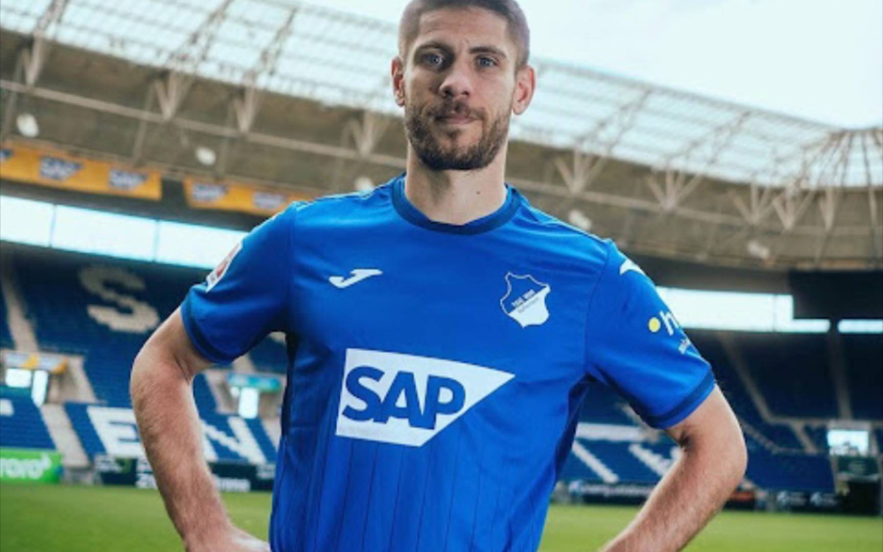 弗莱堡足球俱乐部迎来转折,取得关键胜利的简单介绍 弗莱堡足球俱乐部迎来转折,取得关键胜利的简单介绍