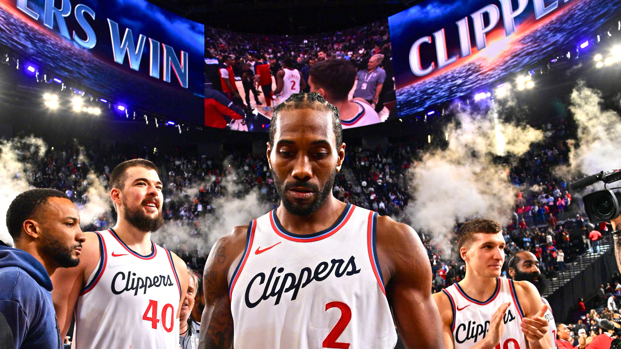 国王球星因伤无缘季后赛,球队命运岌岌可危 国王球星因伤无缘季后赛,球队命运岌岌可危