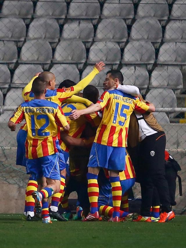 新赛季开局之战,球队实力暴露 新赛季开局之战,球队实力暴露