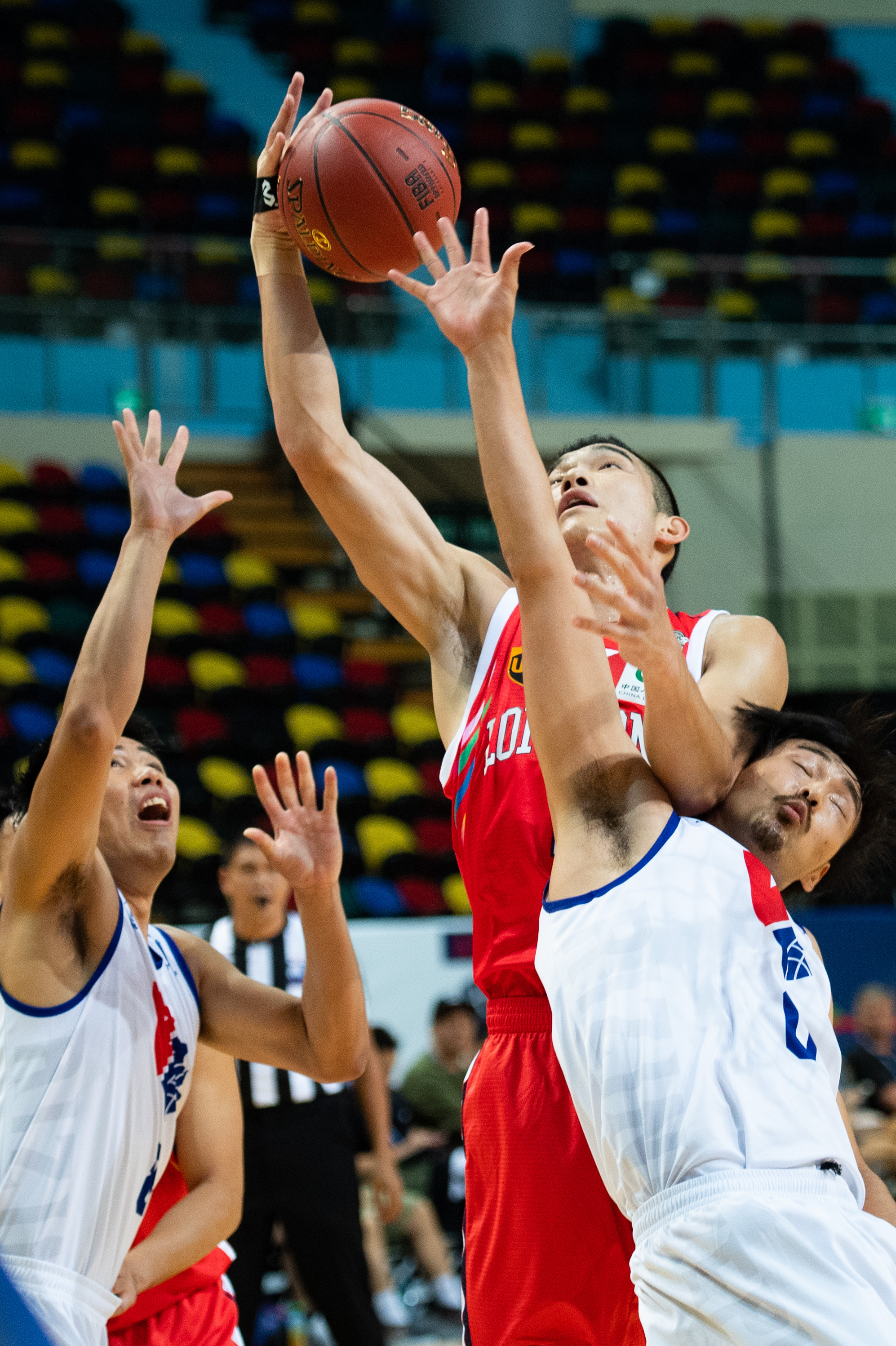 半岛体育官方登录入口-关于日本篮球职业联赛决赛场硝烟弥漫的信息