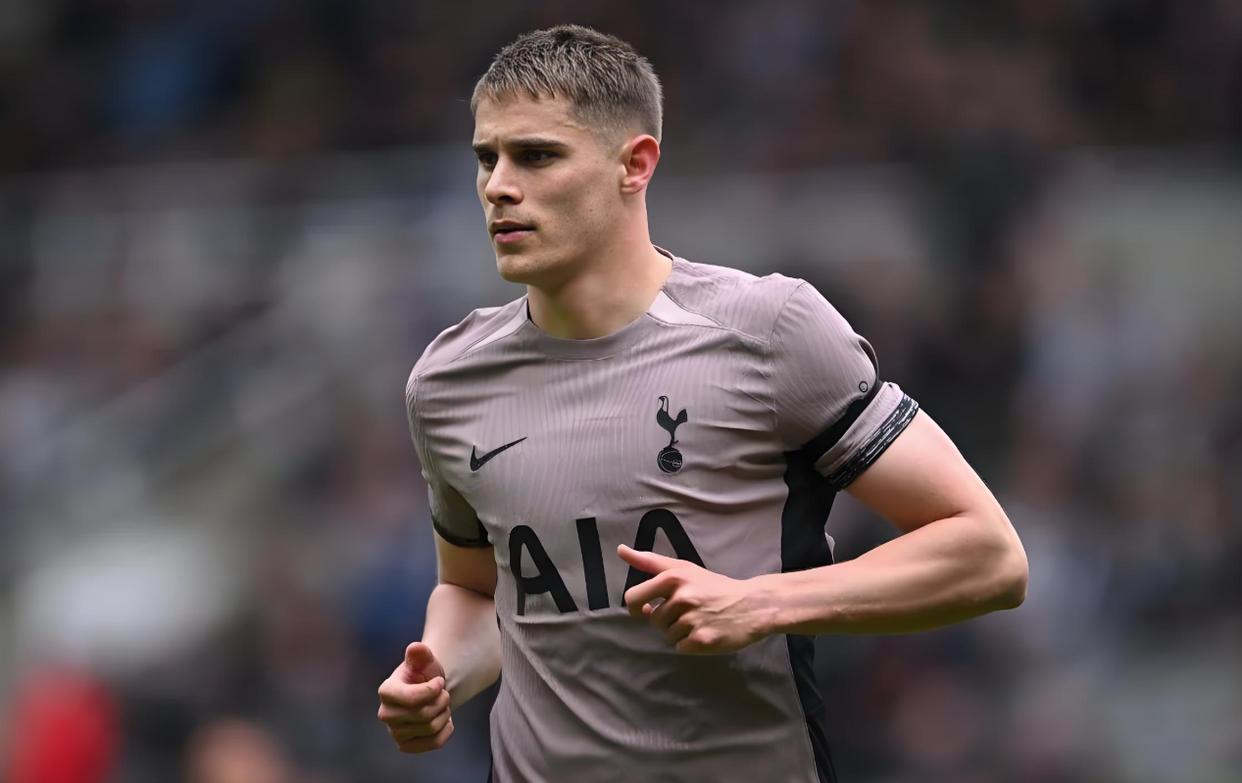 半岛体育竞技-荷兰队力克德国，提前取得欧锦赛小组头名的简单介绍